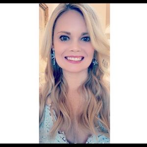 Meet your Posher, Tara